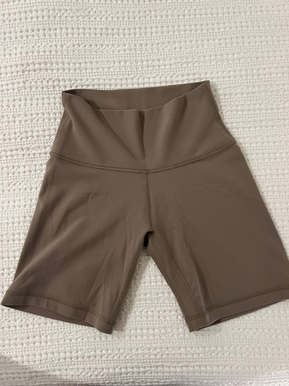 Aritzia Golden Women's Bike Short
